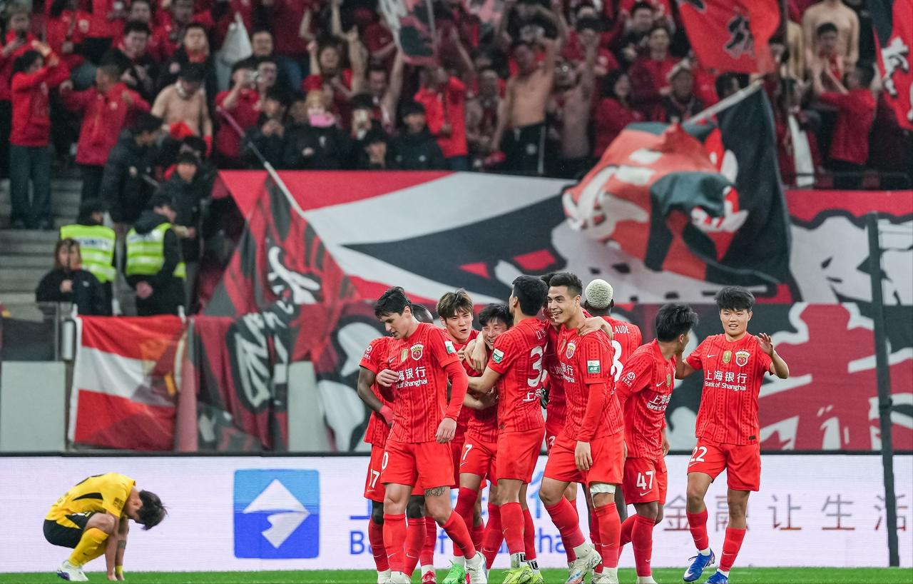 中超历史第4！场均超3万，泰山主场45069人居首，3场破4万